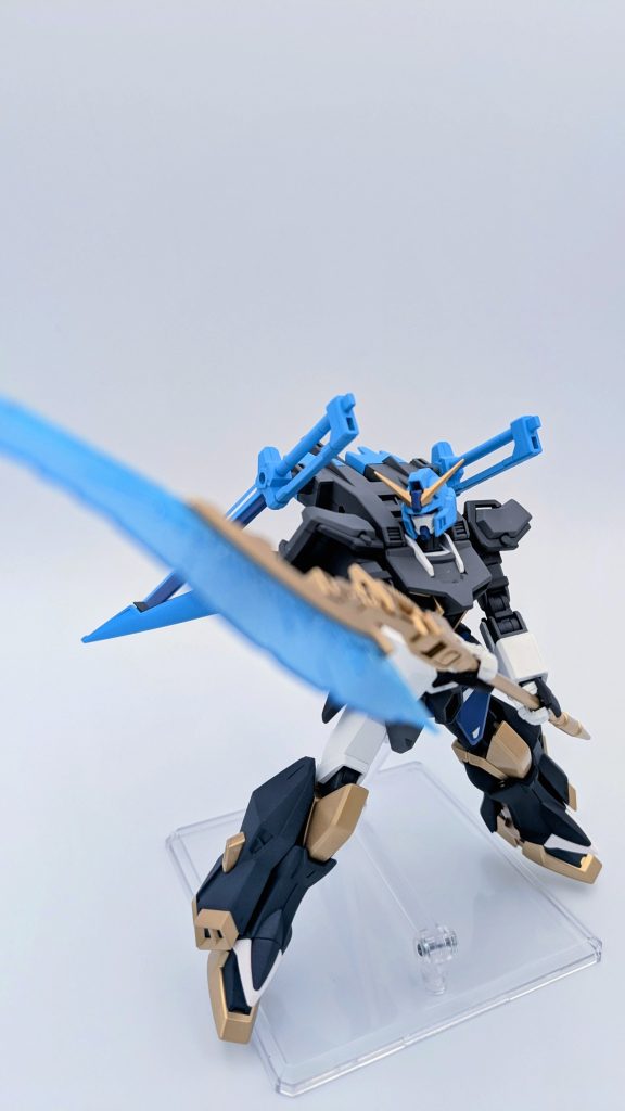 ビームアックス。すいちゃんと言えばの武器ですね。いつかのホロぐらですいちゃんがサンライズお馴染みのポーズで構えてましたね~。