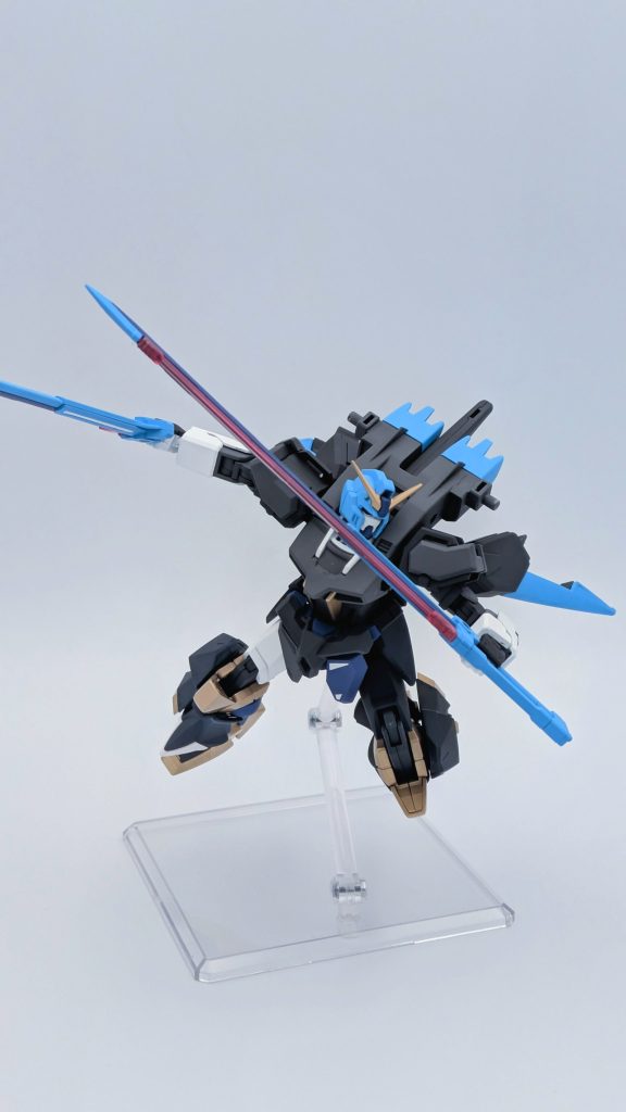 エクスカリバー装備。上半身のアサルトシュラウドが無い位が丁度良さそうに見えるような…。