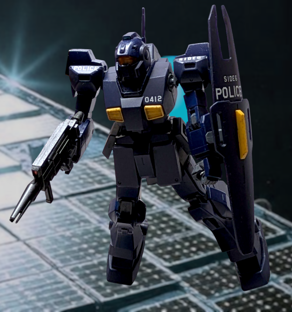 ヘクター・ハモンドイギリスの民間軍事会社ドミトリーに籍を置いている元ジオン軍のPMC隊員。一年戦争中のジオン精鋭部隊だったランバ・ラル隊の元隊員でもあり、同時に唯一の生き残り。一年戦争中は病のためラルたちに同行できず遅れて地球に到着したため難を逃れていた。そのため北米に配属となり、ランバ・ラル隊のエンブレムを付けたグフカスタムで多くの武勲を上げた事から