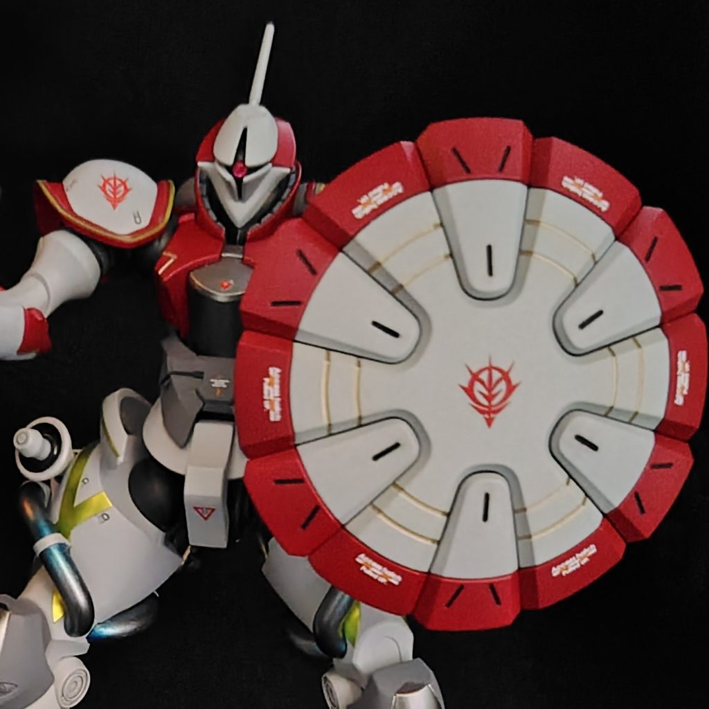 ギャンは盾が本体みたいなもん（笑）