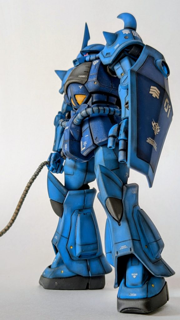 エアブラシが使えないので、ウェザリングマスターでどれぐらいそれっぽく陰影つけられるか、が最近のテーマです。今回は、オイル、ススで影を、スノーでハイライトを入れた感じです。