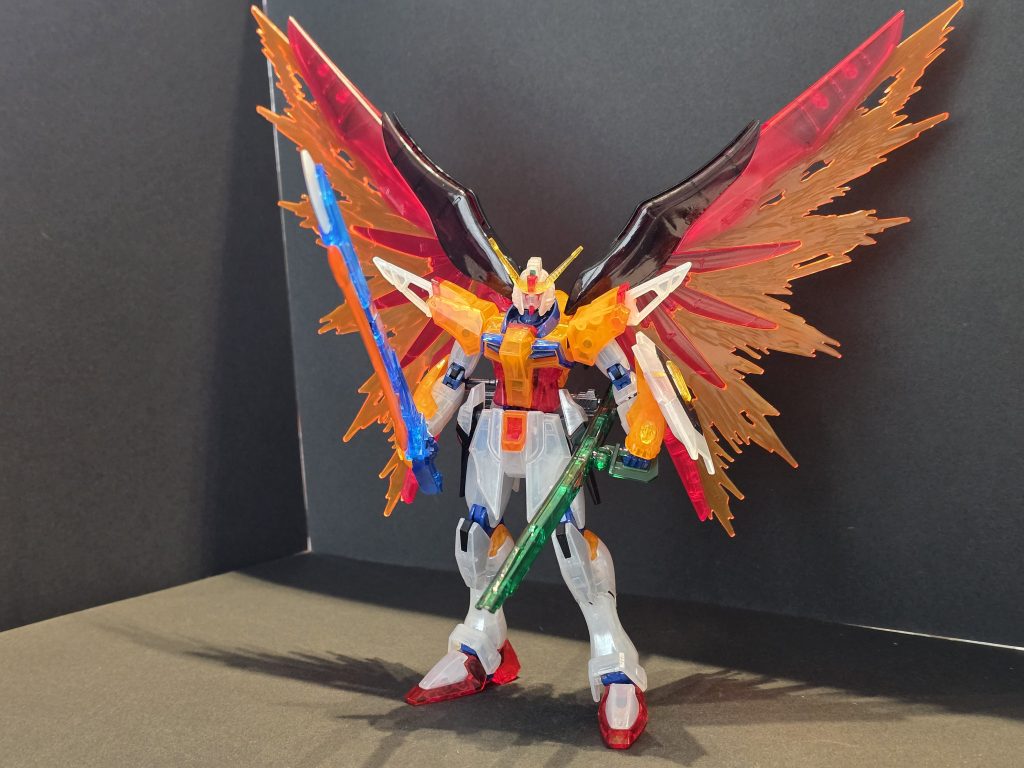 背面にボリュームがあるけどちゃんと立つのはよく出来ているなと。