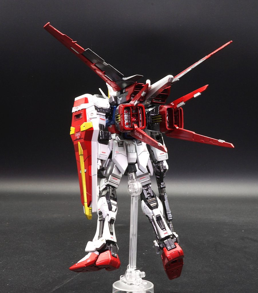RG 1/144 エールストライクガンダム　メタリック塗装–5枚目/制作者：あるむ