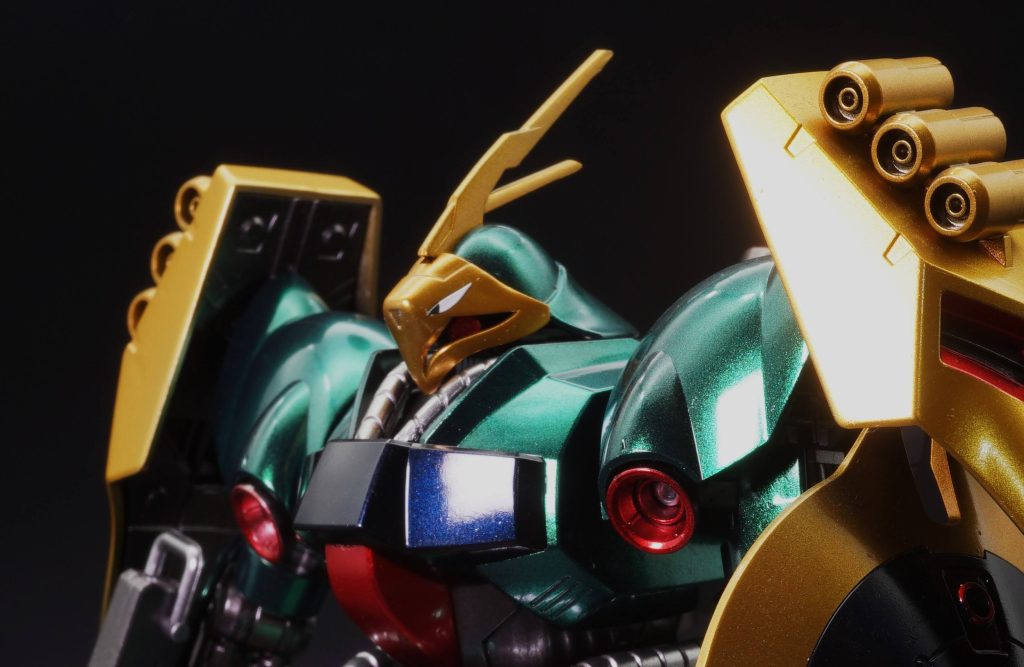 HGUC ヤクト・ドーガ(ギュネイ・ガス専用機)　メタリック塗装–4枚目/制作者：あるむ