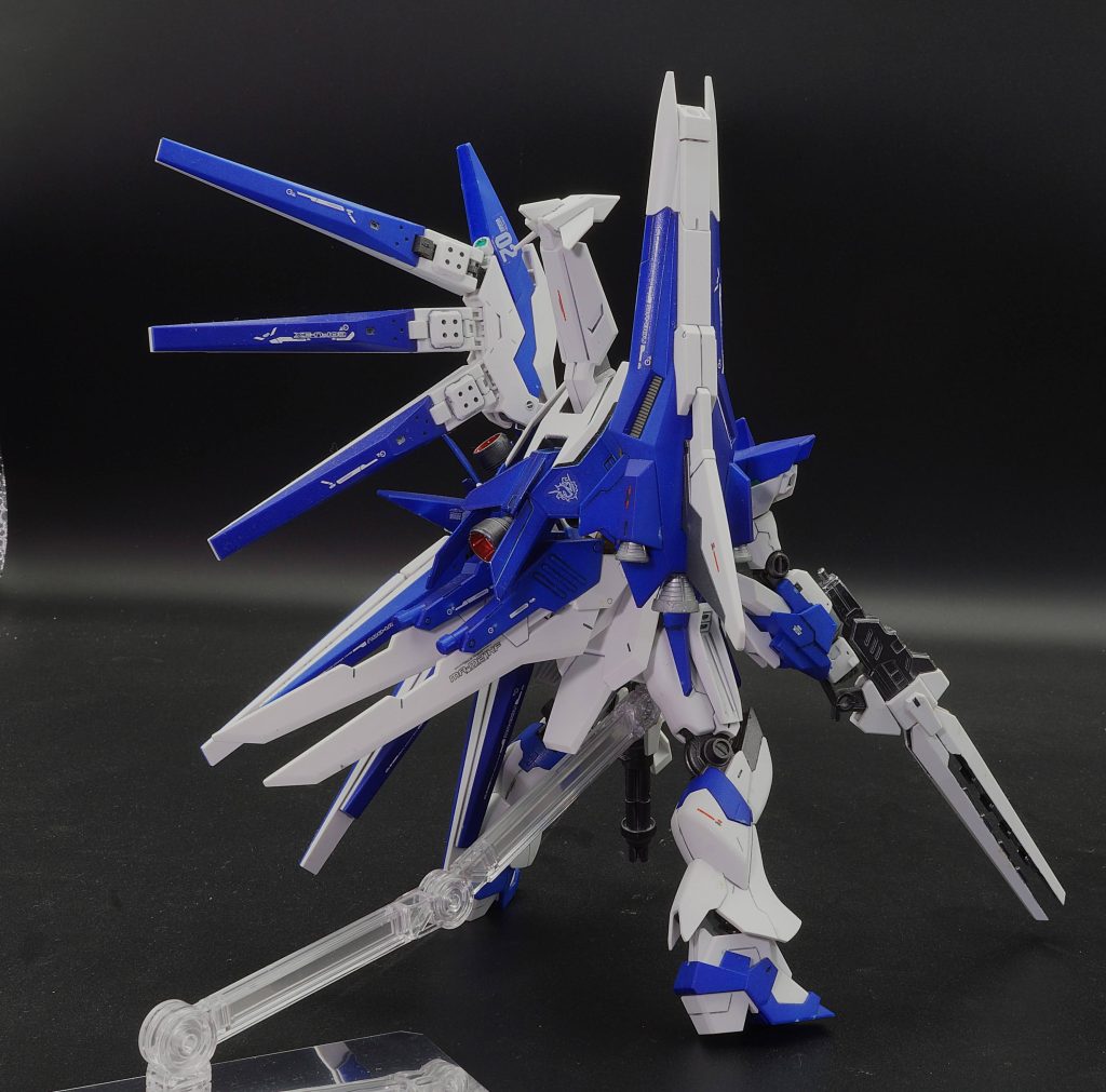 HGBF Hi-νガンダムヴレイブ全塗装–4枚目/制作者：あるむ