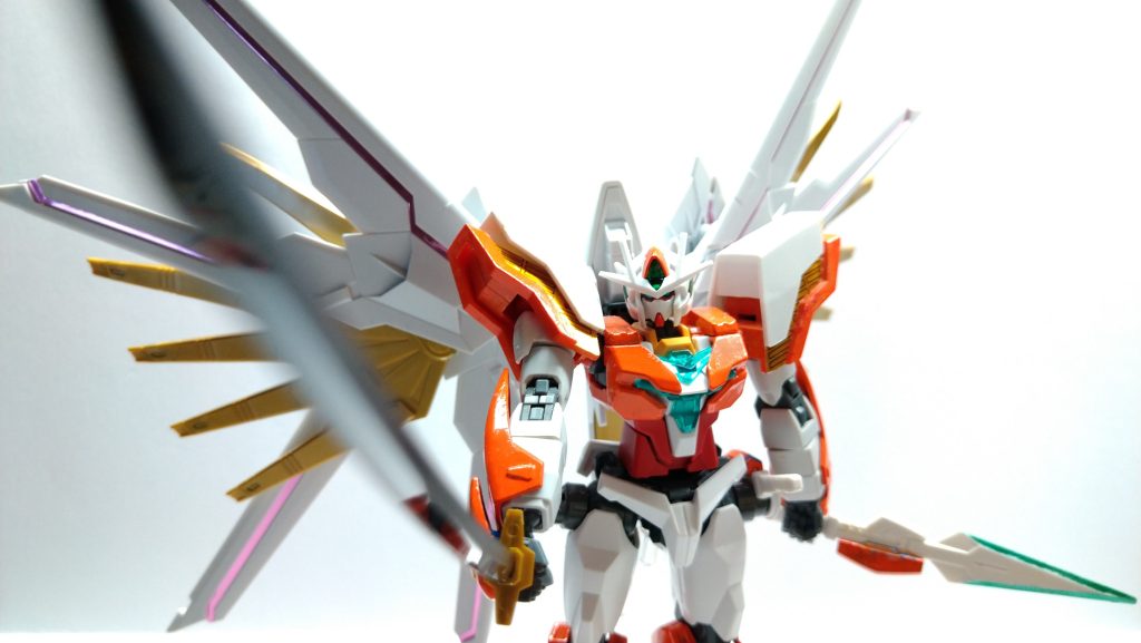 また、以前とは違い、本機はシルエットシステムにならって装備の換装が可能になっている。