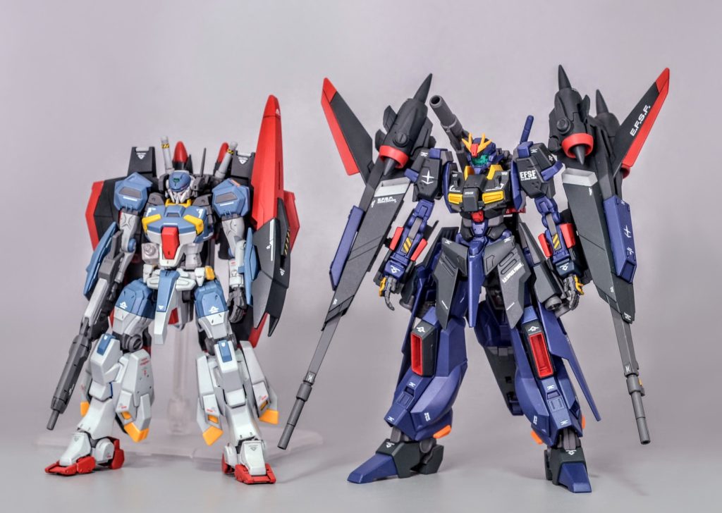 前回制作した青いZガンダムとのツーショットです