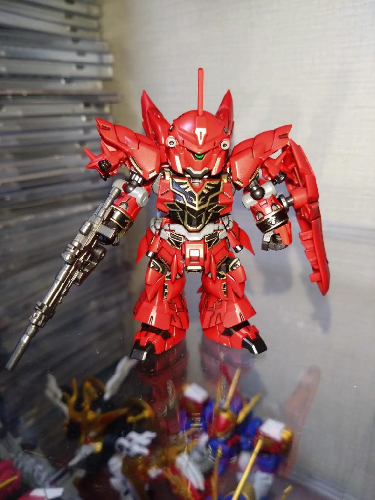 水性ホビーカラーを筆塗りで部分塗装し、半光沢トップコートで仕上げました。