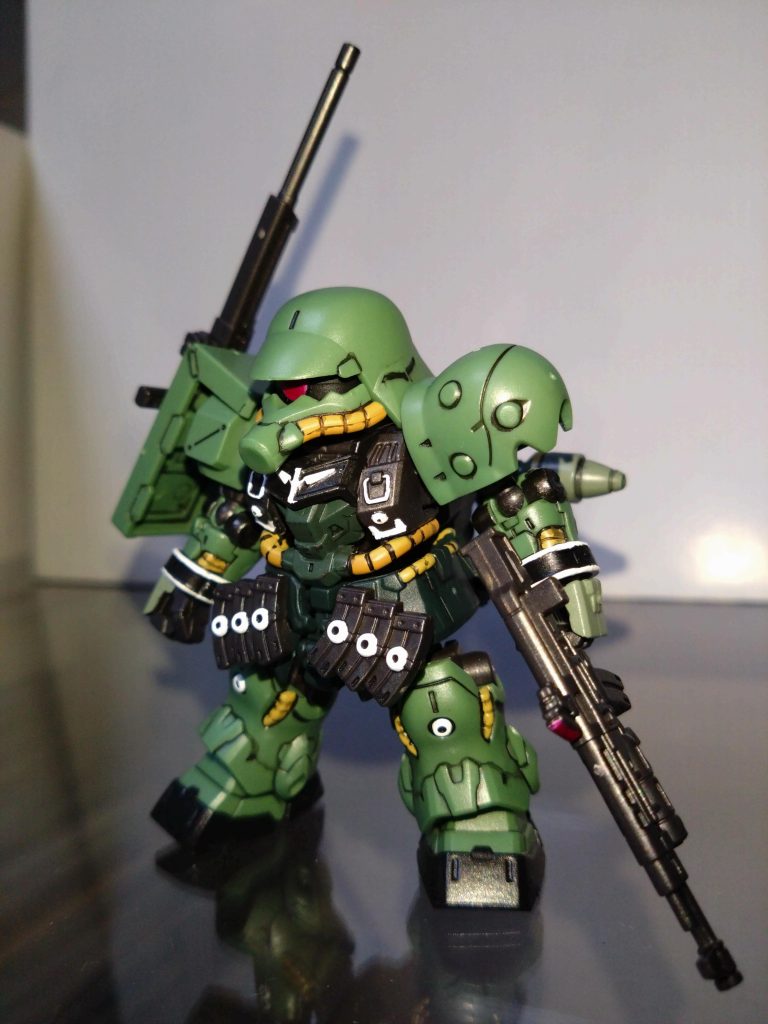 武器にはダークグリーン、よもぎ色を使用。