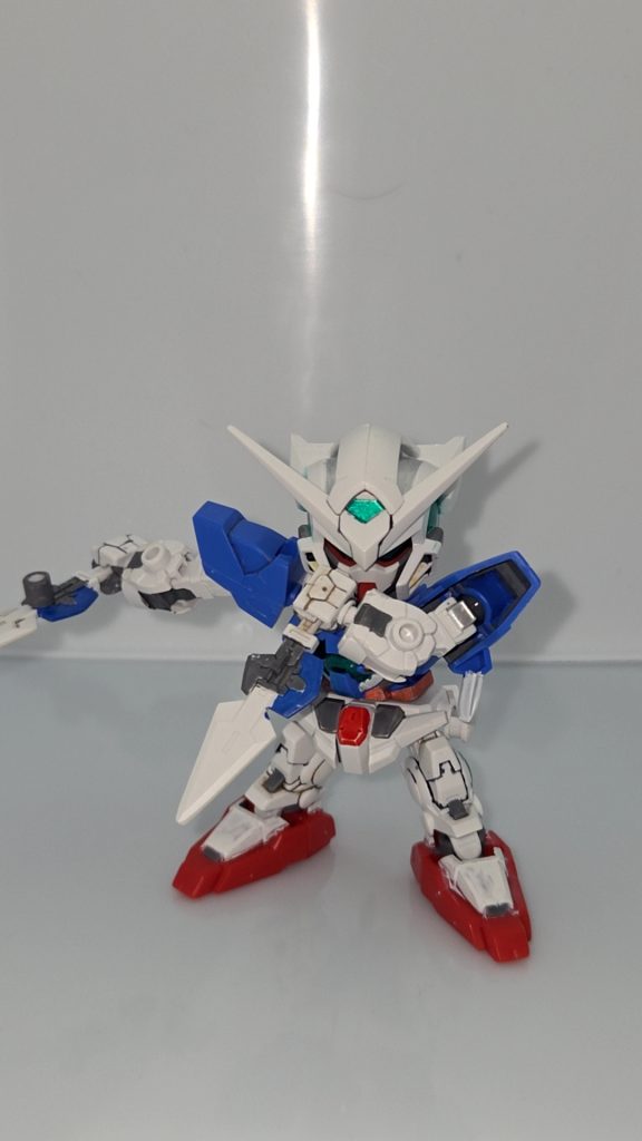 まずはこれ。足が関節付いて可動すればもっとかっこいいポーズ組めるのですが…💦私には如何せん、クロスシルエットとミキシングする技術がまだないまので…でも、ちょいちょい調べてみると意外と難しくないようなのでやってみようとも考えてます。