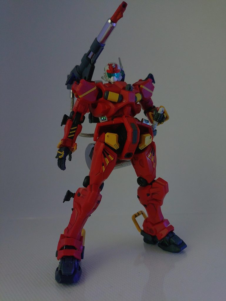 代名詞でもあるビーム・キャノン砲は放水筒に変更。エネルギー供給が不要になる為コア・ファイター直結式からマウントラッチを介して取り外し式に変更。腰部に下げたタンクより消火剤を供給し大規模火災の消火に当たる。 