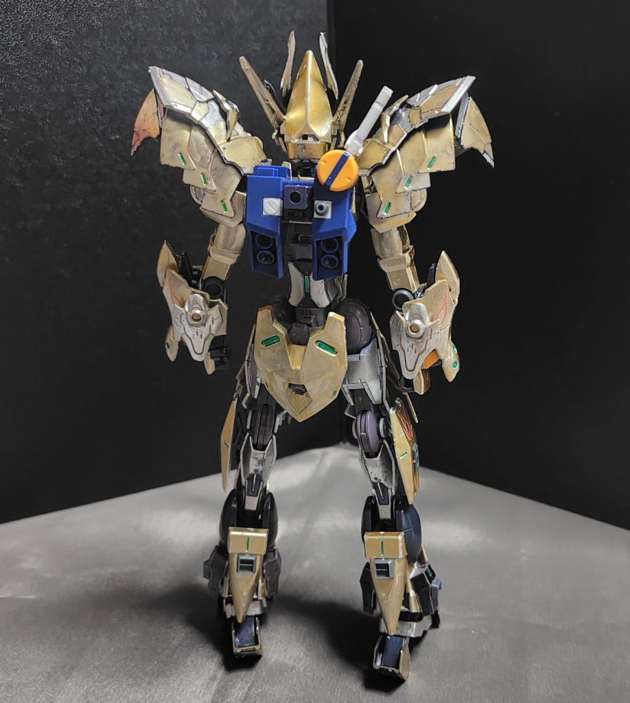 リアビュー前作より特に変更無し。元々の機体がミカエリスってわかるかな？