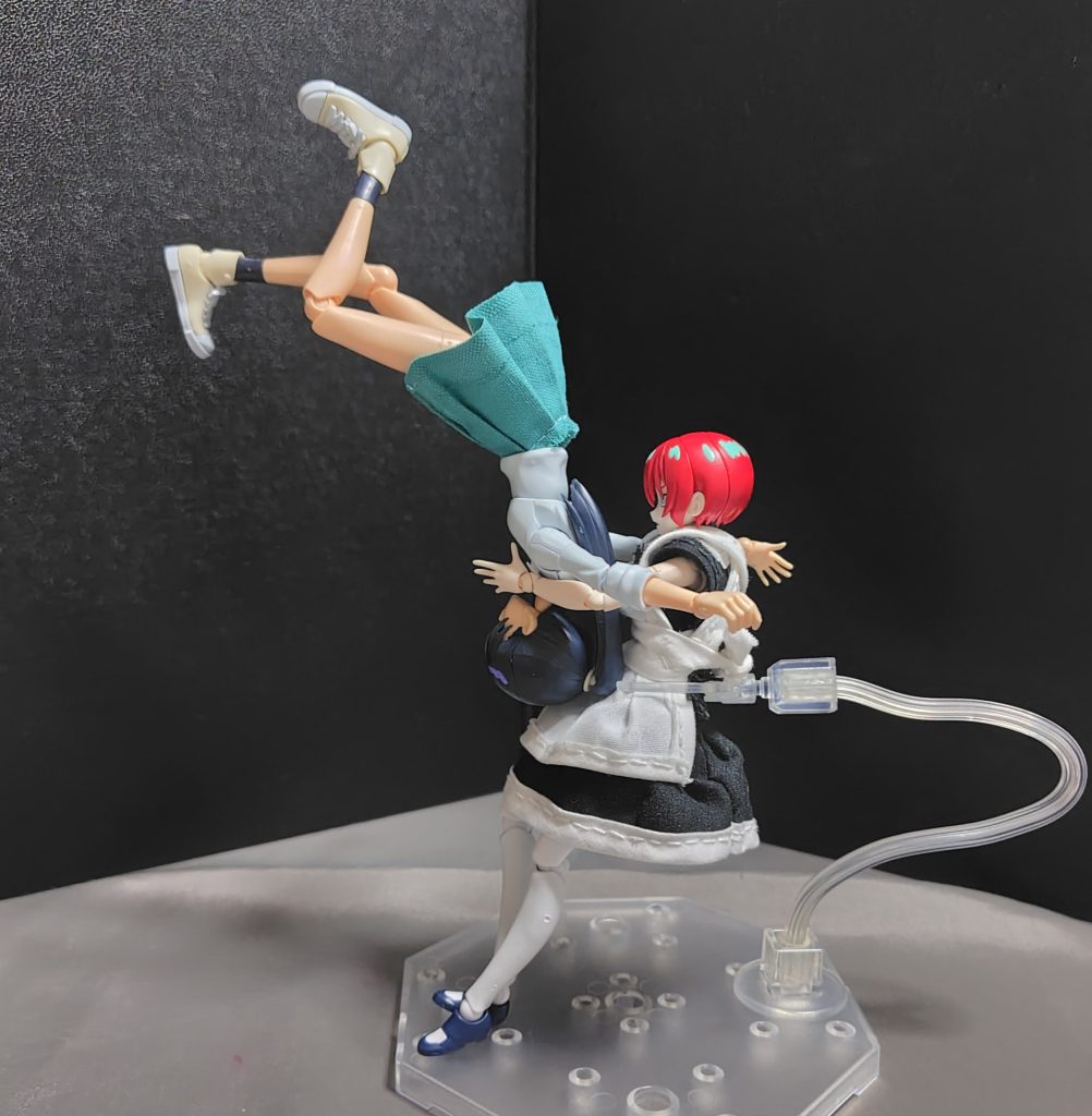 そしてこれが本当の地獄の九所封じの最後の技!スピン・ダブルアームで相手の平衡感覚を奪う。