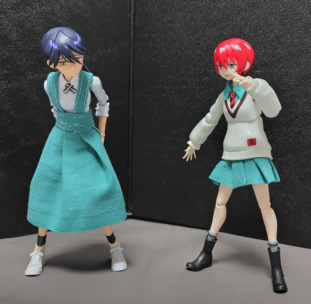 ニャアン「ちょっとマチュったら、やめてよね!?」マチュ「ごめんニャアン!何だかムラムラなキラキラを感じたからつい……」ニャアン「うぅ、訳わかんないよ……」※GUNSTAは健全なサイトなので、スカートの中は見せられません。