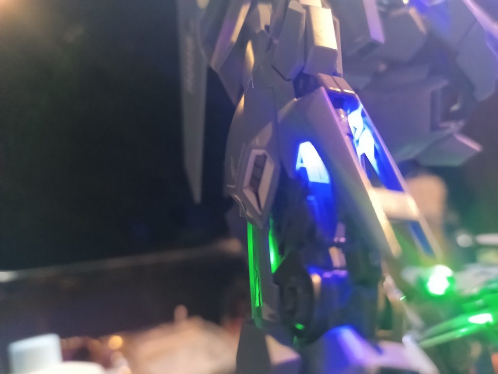 百式系機体定番⁉️😅💦のシリンダー裏照明😁