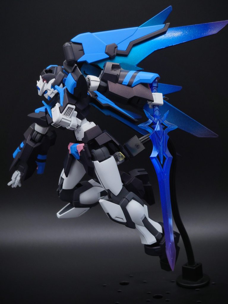 雪花ラミィ専用機《ガンダムフルール》–6枚目/制作者：LEN