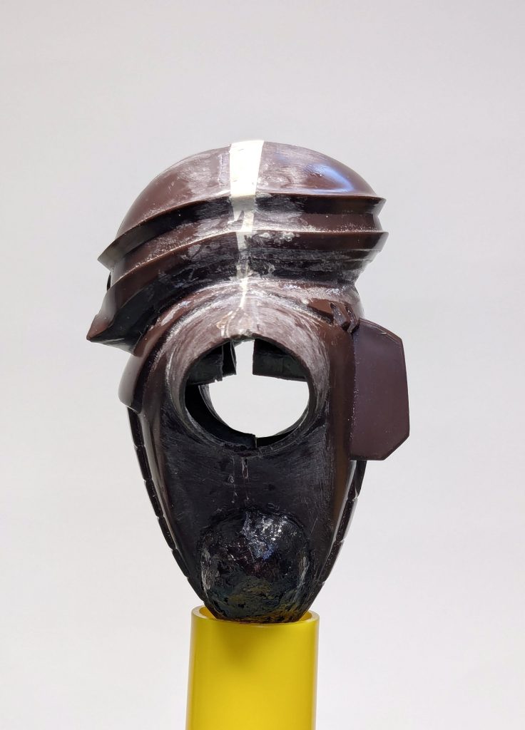 くさび形カットに失敗し、頭頂部が広がってしまった為、無理やり埋めてます🤣