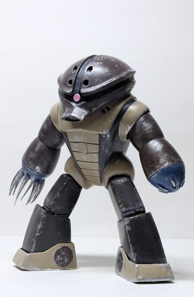 全て筆塗りです。マスキングを省いたので、塗り分けがキツかった🤣