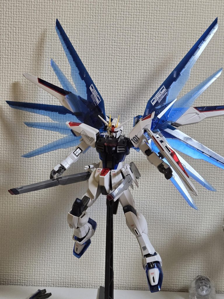 このポーズのためにもスタンドは必須ですね