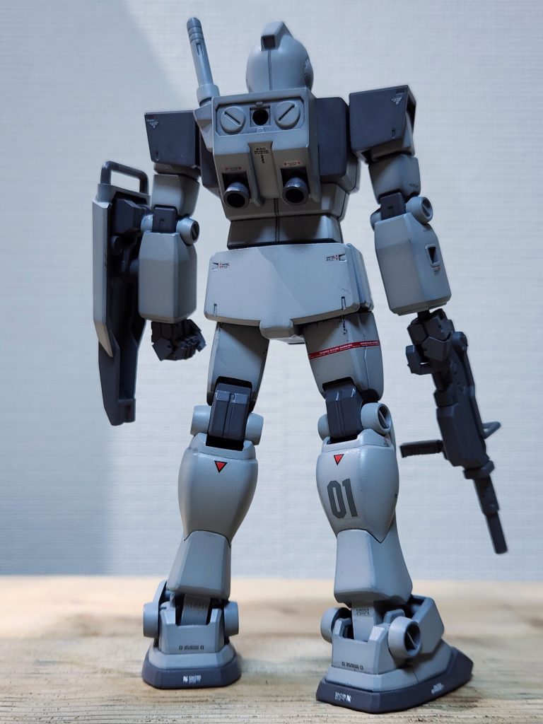 機体仕様は、このジムをくれた友人と二人で、昔よく遊んでいたゲームに登場したジムっぽくしました。