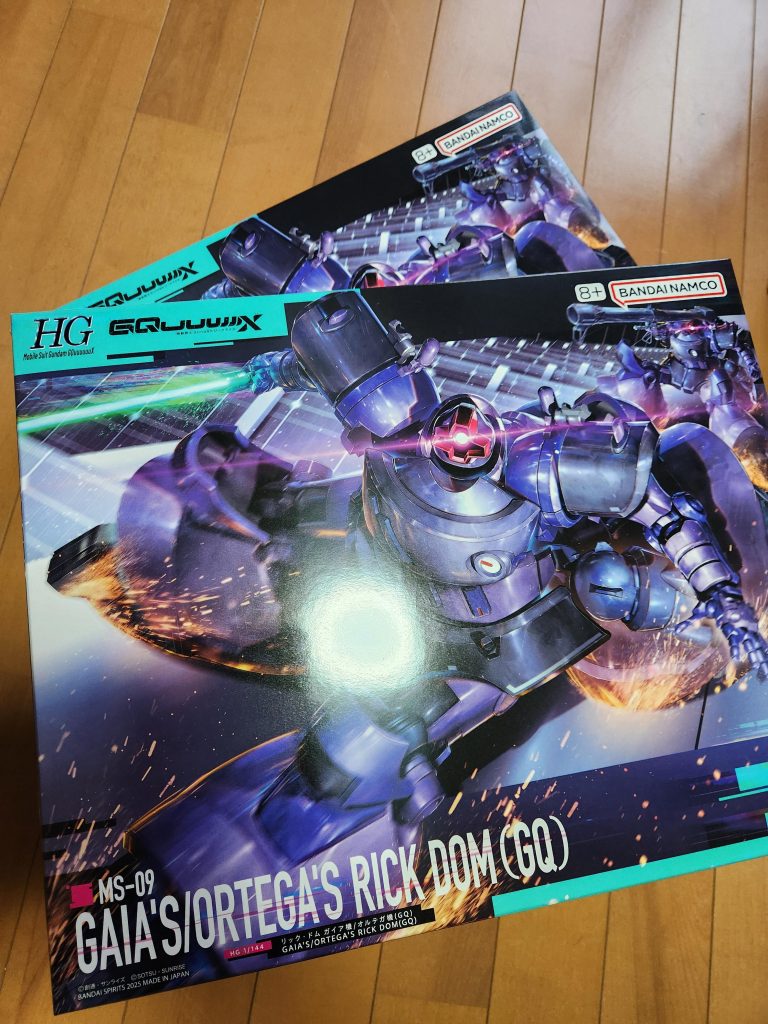 作品名：GQリック・ドム格好良いです♪<p>GQuuuuuuXのキットはシリーズ発売時から、ずっと追いかけて買っています。今回のリック・ドムも楽しみでしたが、箱の大きさと三千円を越える価格に痺れました…買って本望です</p>
