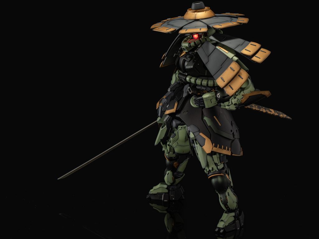 抜刀今回初の試みでモノアイの電飾にも挑戦してみてます。やっぱりモノアイが光ってるとかっこいいですね！やって良かったです。