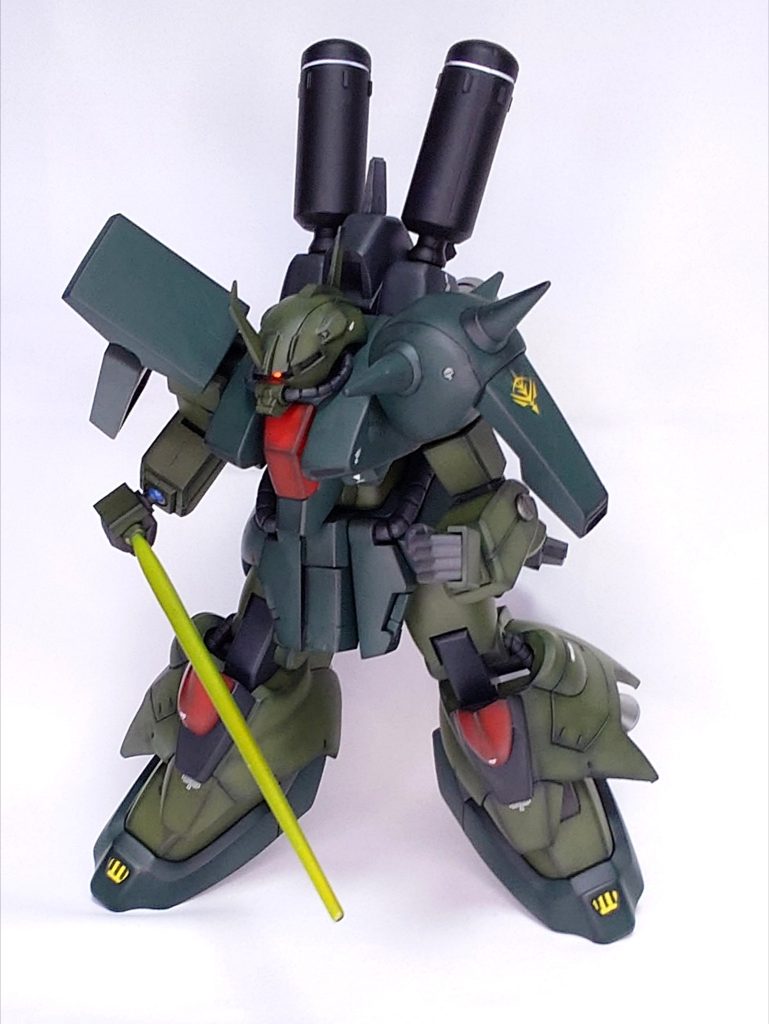 クインマンサをビームサーベルのみで圧倒してたシーン好き😊