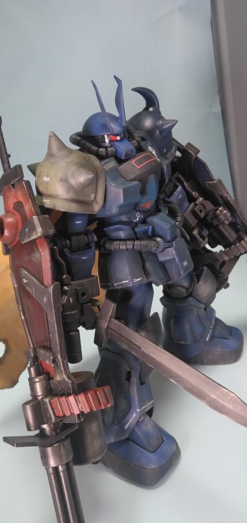 その辺にあった紙破ってマント自作。