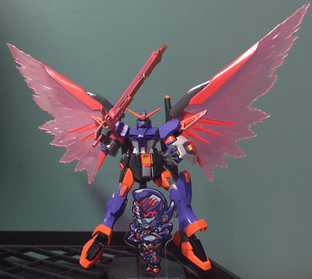 デスティニーガンダム、光の翼を広げると横に長くなりますね