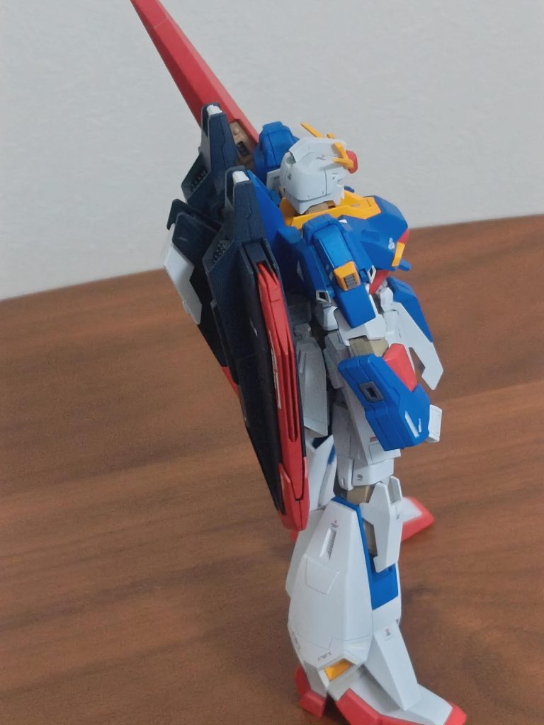 フライングアーマーは一部くり抜きシイタケを入れました。