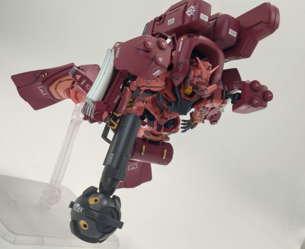 UC79年11月にジャブロー攻略戦用追加した装備肩部三連サブロックを装備し施設内部の破壊・敵潜水艦や対フィッシュアイ撃破に使用した