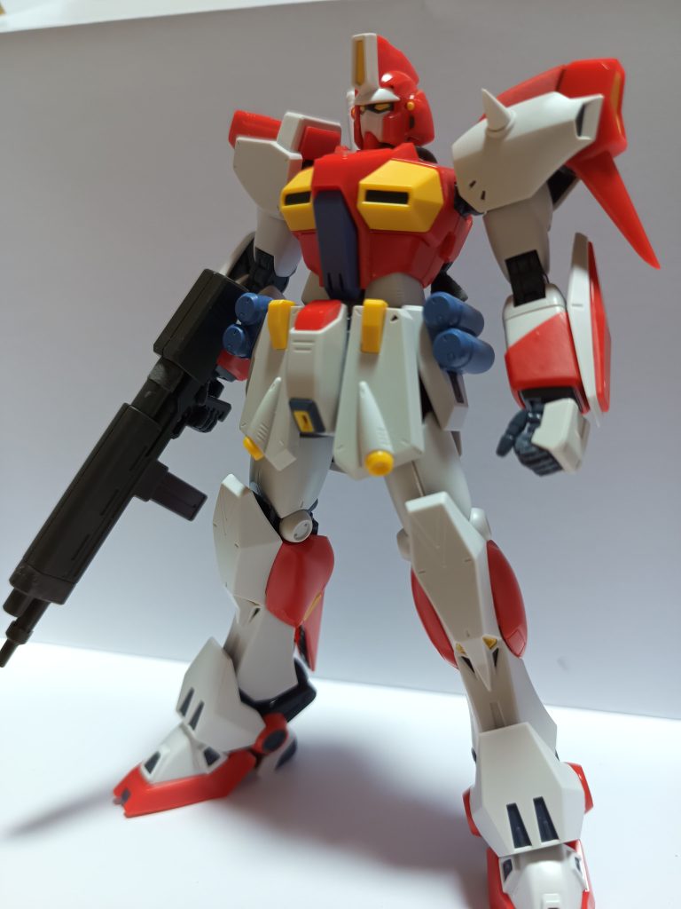 肩をシンメトリーにしたくてもう一機買うか悩んでいます…。両肩スパイク、両肩スパイク無、通常機で3機必要なのでは…？