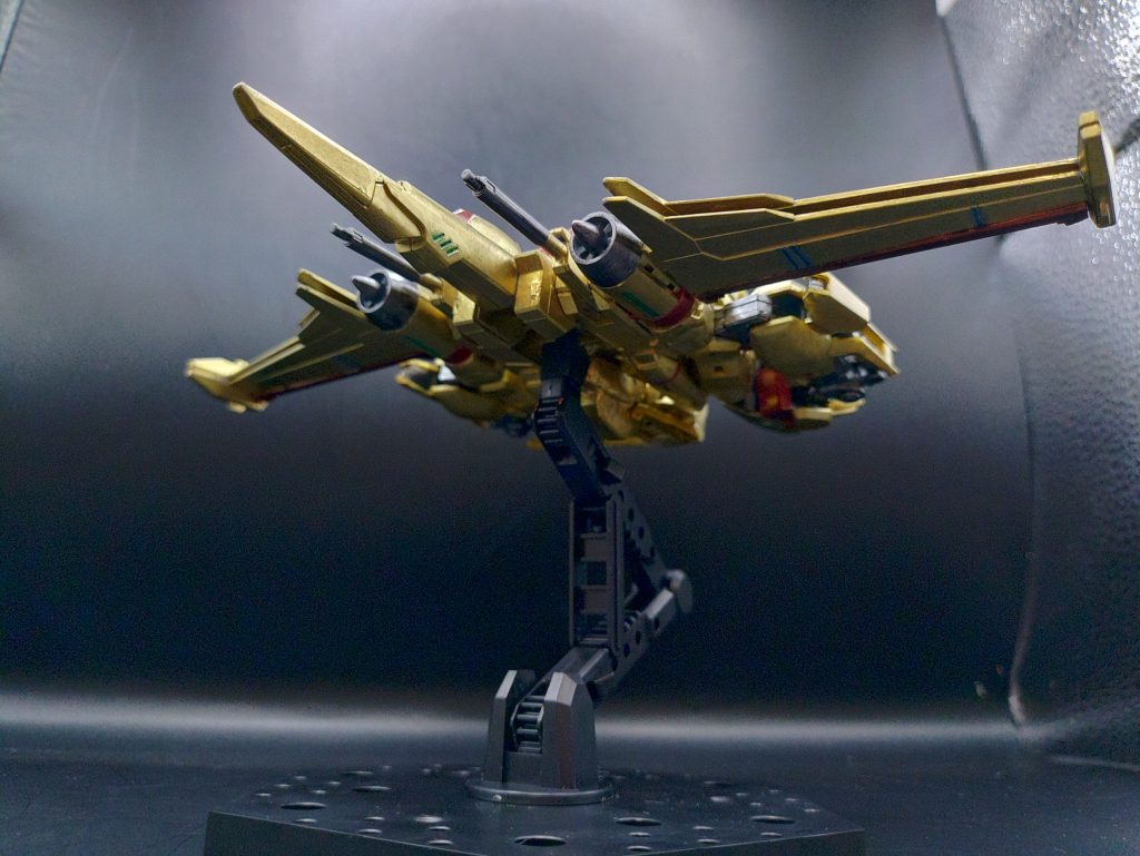 ◯アクション元キットであるフォランテスを生かしましたので、MA形態はその雰囲気が色濃く残ってはいますが、色を変えた事で結構バックアップっぽい雰囲気はなくなったのではないでしょうか。