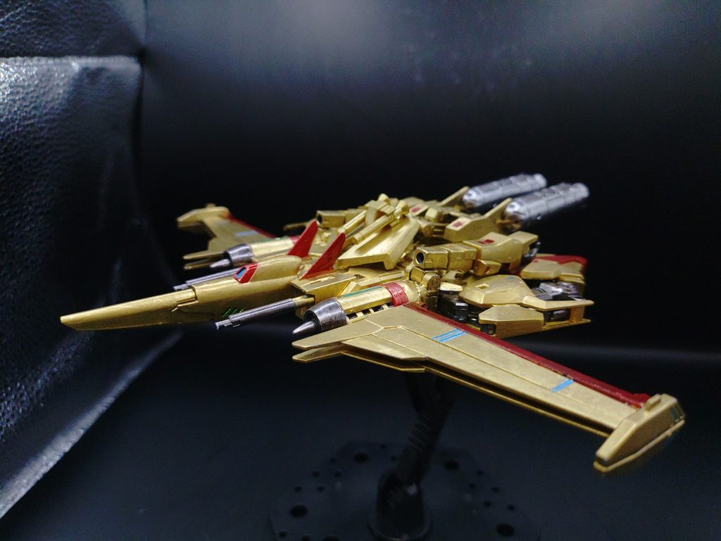 ◯プロペラントタンク装備 MA形態MA形態でのバックアップは変形したら後ろ側に配置されます。今回はシンプルなバックアップなのでそこまで主張してませんが、バックアップによっては印象が変わります。