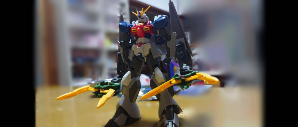 ミキシングに使ったプラモは、ガンダムナタク、Rギャギャ、エアリアル改修型、ガンダムX魔王、ビルドバーニングガンダム、ダブルオーダイバー、νガンダムです。腰の部分はZガンダムにゴッドガンダムの脛パーツをくっ付けました。