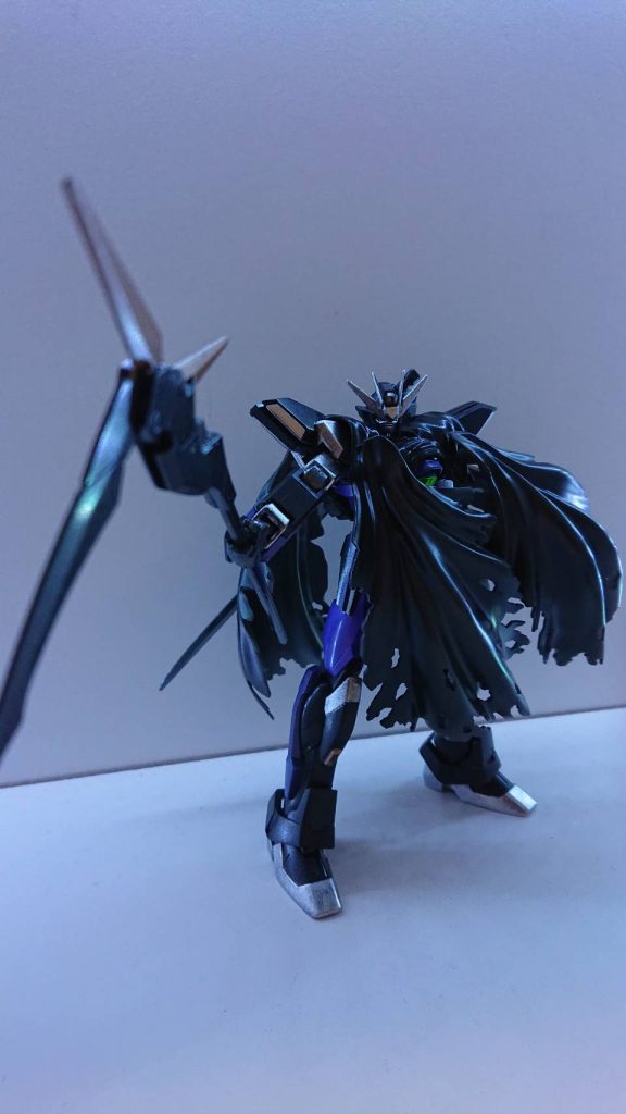 お次は、死神ガンダムXXご存じ中二病全快の機体です。だがそれがいいいいいいいいいいいい!!!!!!!!!!!!!!!!というわけです。実は初めてエアブラシで全塗装した機体です。↓ガンダムXXの詳細はここから!https://gumpla.jp/hg/2297798