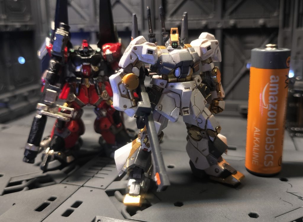 16.        中学1年の時にリアタイで放映を見たゼータの第一話のリック・ディアスのカッコイイのなんのって。後にみんな赤になってしまい赤の価値が下がってしまったので、逆にレアな当初の精悍な黒リック・ディアスを、いつかアーティファクトで作るべく、積みの1機は二度目の熟成に入ります(笑)。