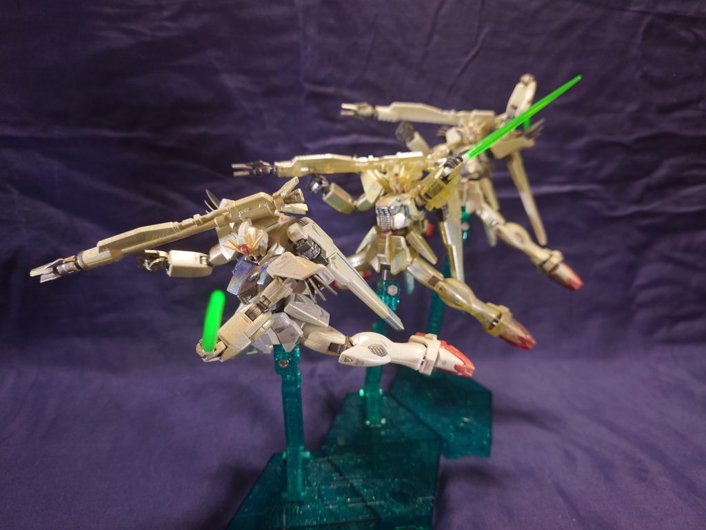 質量を持った残像だというのか！？–2枚目/制作者：KNZ