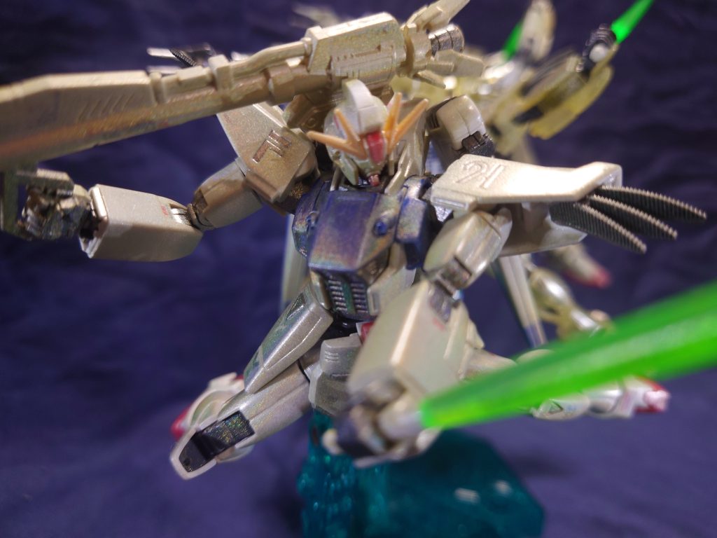 質量を持った残像だというのか！？–3枚目/制作者：KNZ