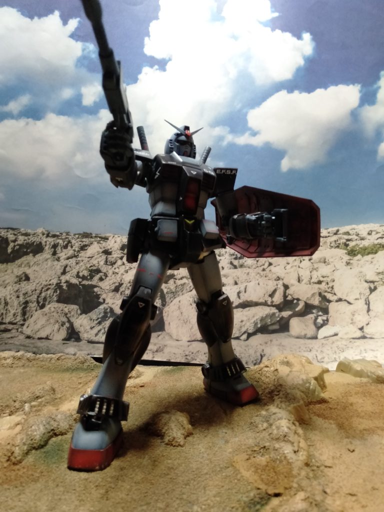 普通のガンダムヘッドに変えてます(笑)