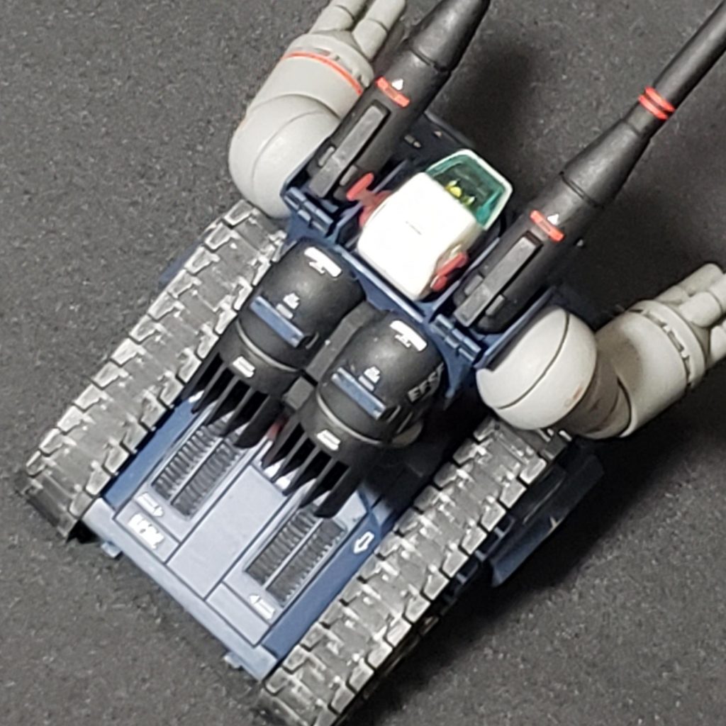 ガンタンク–9枚目/制作者：筆塗りの：こんぴ