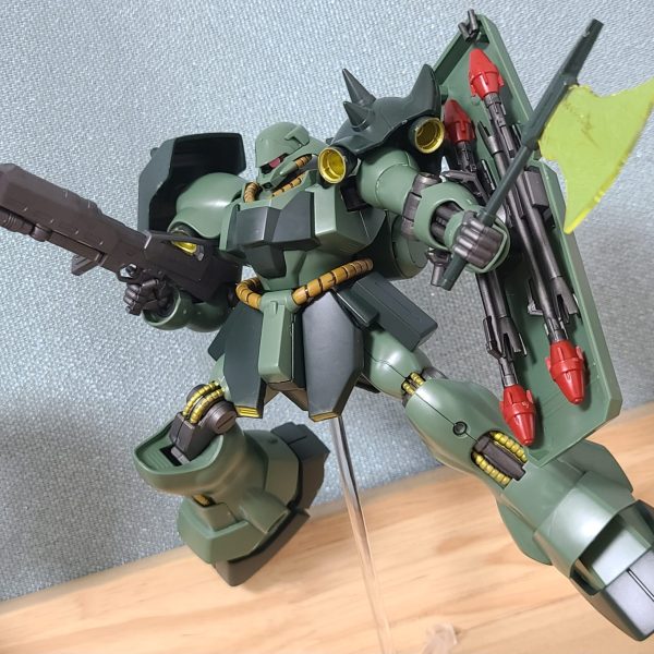 HG ギラ・ドーガ