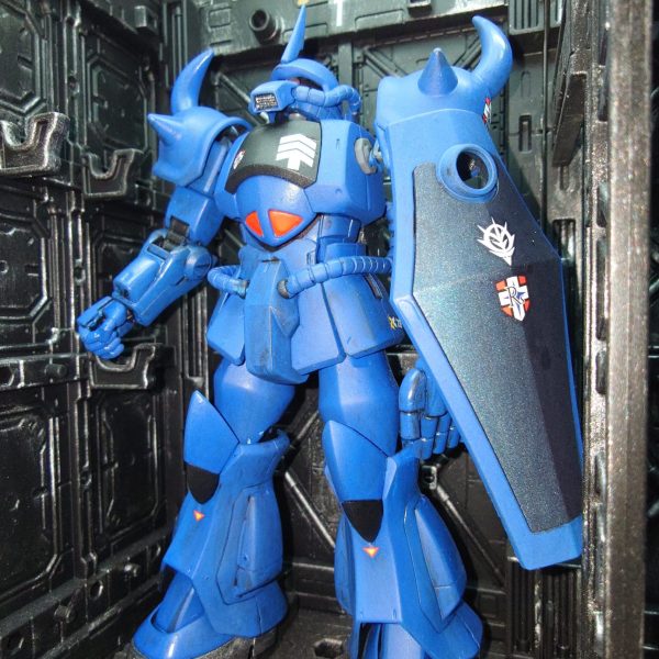 ランバ・ラル　グフを受領する