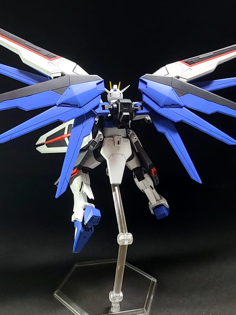 バックパックは棚に飾る時見えないので塗り分けていません(キリッ) 青が結構好きな色味に出来たので嬉しい！