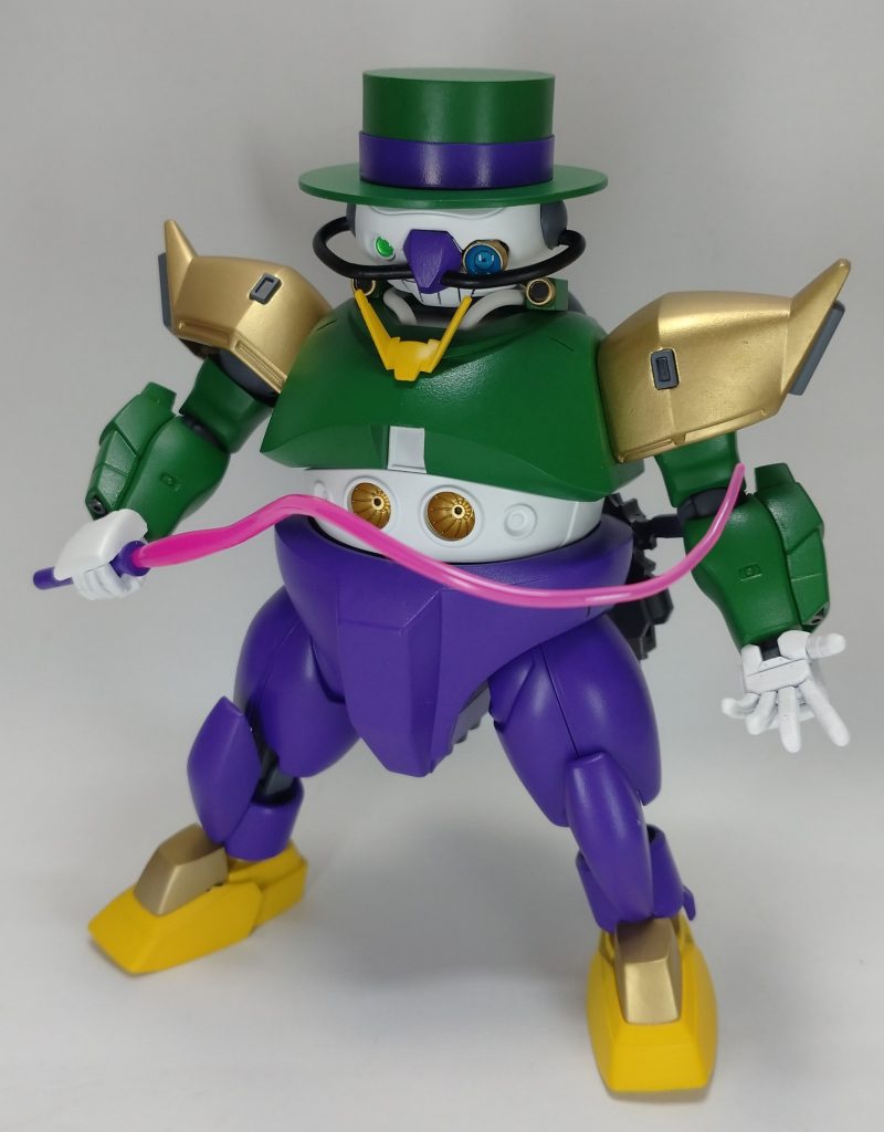 マエストロ顔はデスアーミーの胴体ですパイロットの技量が全体的に落ちてるので装甲任せにお腹のビーム砲でごり押すイメージです