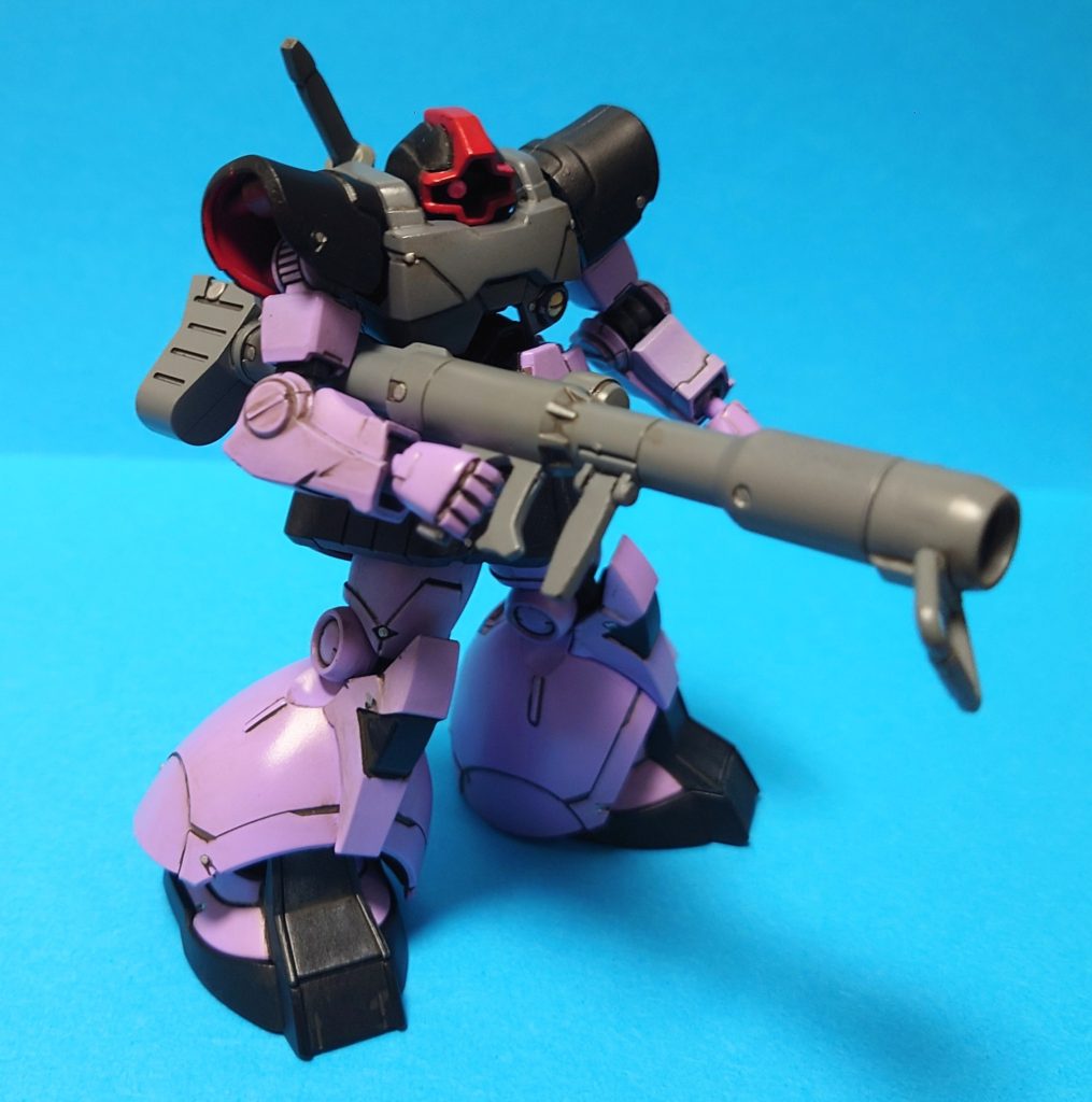 ワキに挟み持ちで。