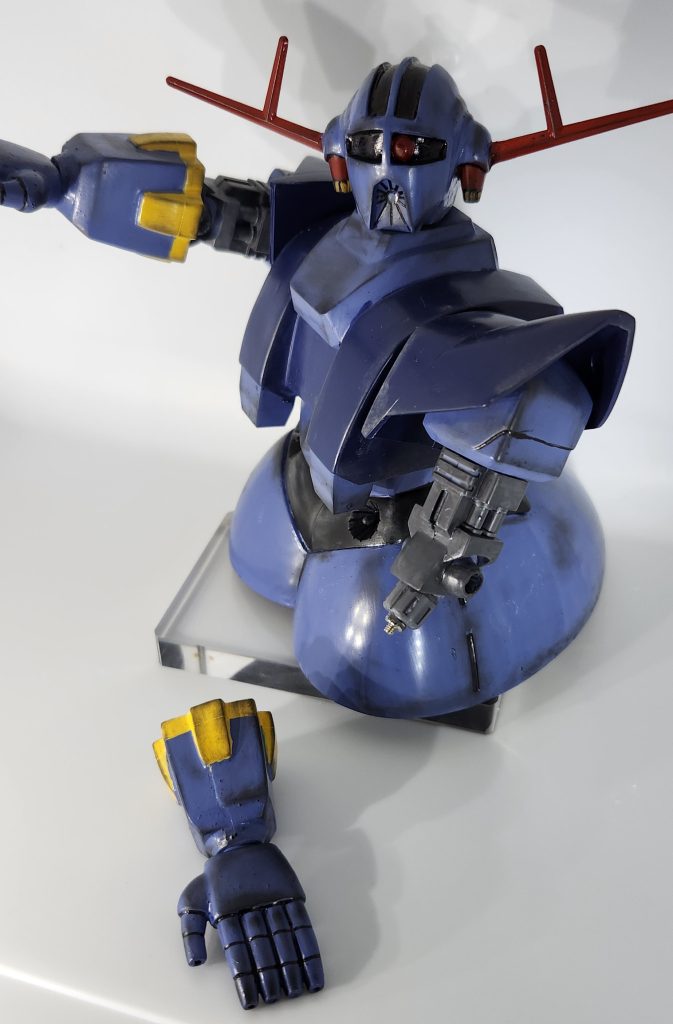 本来ならば腕は棒？の様なもので伸縮するギミックなのですが、ここを磁石で接着すれば腕を自由に脱着出来るようになります。あとは線を繋げばそれなりにポージングが自由に出来ます。(めちゃめちゃ説明難しい( ˘•ω•˘ ))