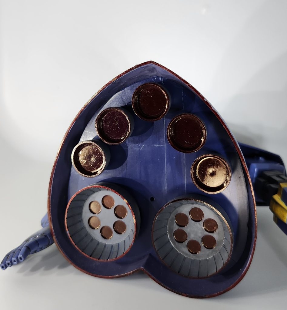 足裏は特に弄ってません、、、💦塗装は筆塗りとガンダムマーカーで行いました！！！細かい改造は多々ありますが旧キットらしさを損ねない改造が出来たと思います💦