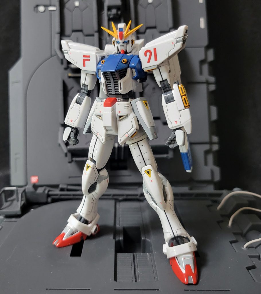 前回に比べてディテール控えめにしました。顔は頑張ってボク好みに変更しました。