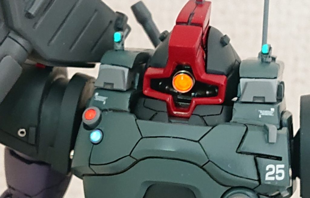 レンズ系各種にはビコーンと蛍光カラーを☺️ ↓これがやりたかったのよぉ😂 「ガイア、オルテガ、マッシュ、奴にジェットストリームアタックを仕掛けるぞ❗」